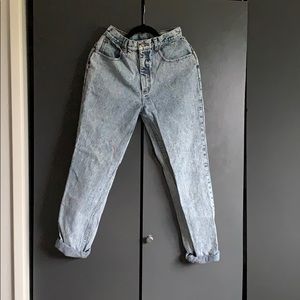 90s High Waisted Mom Jeans